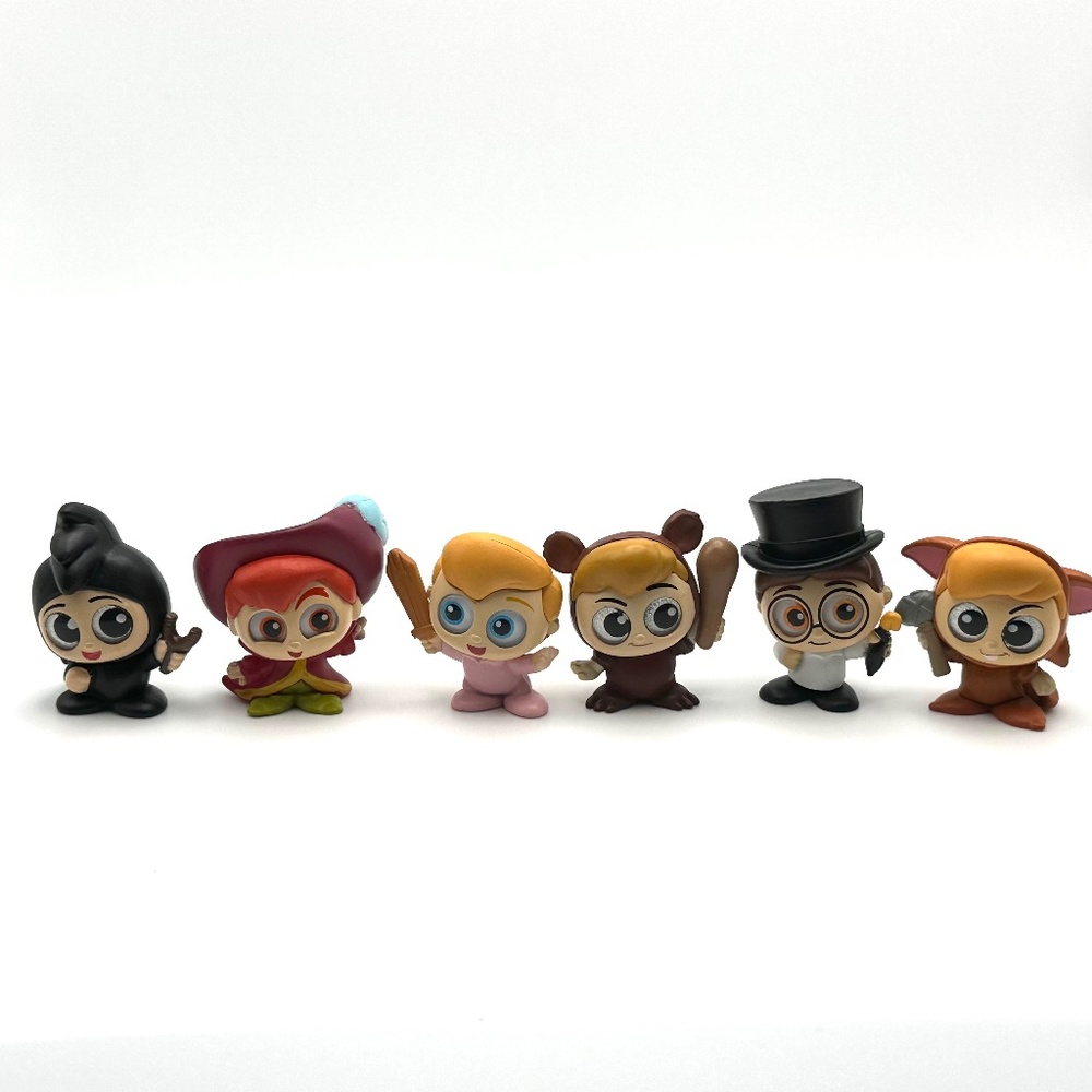 Disney Doorables Series 11 Peter Pan Character Set Bundle